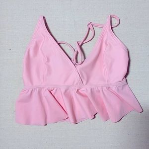 V-NECK RUFFLED BOTTOM BIKINI TOP